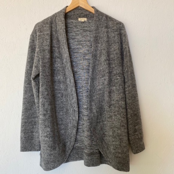 Lily White Sweaters - Lily White Cardigan